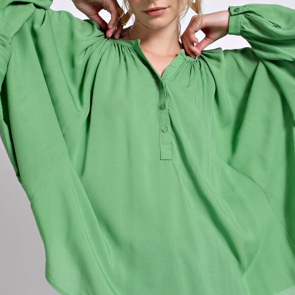 NWT Slouchy Challis Fabric Dolman Sleeved Shirt - Picture 3 of 3